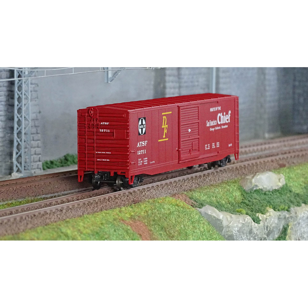 Rivarossi HR6661A Wagon couvert US à bogies, sans passerelle de toit "San Francisco Chief", US-Boxcar n°12711, ATSF Rivarossi HR Rivarossi HR6661A Wagon couvert US à bogies, sans passerelle de toit "San Francisco Chief", US-Boxcar n°12711, ATSF Rivarossi HR