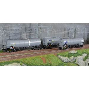 Roco 6600091 Set de 3 wagons citernes, type Zacns, MILLET Roco Roco_6600091 - 1