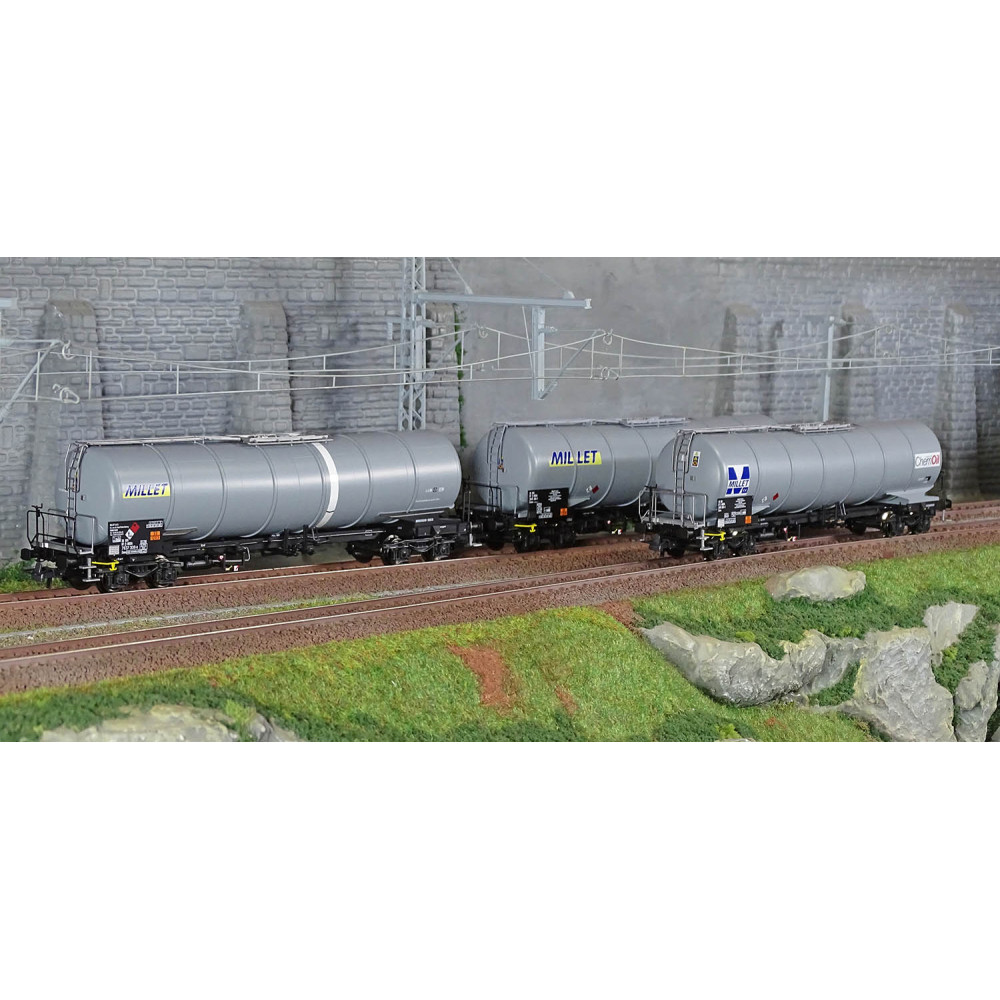 Roco 6600091 Set de 3 wagons citernes, type Zacns, MILLET Roco Roco_6600091 - 1