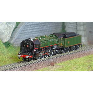 Arnold HNS2542 Locomotive vapeur 141 R 1244, SNCF, roues boxpok, livrée verte, lignes rouges, échelle N Arnold HNS2542 - 1