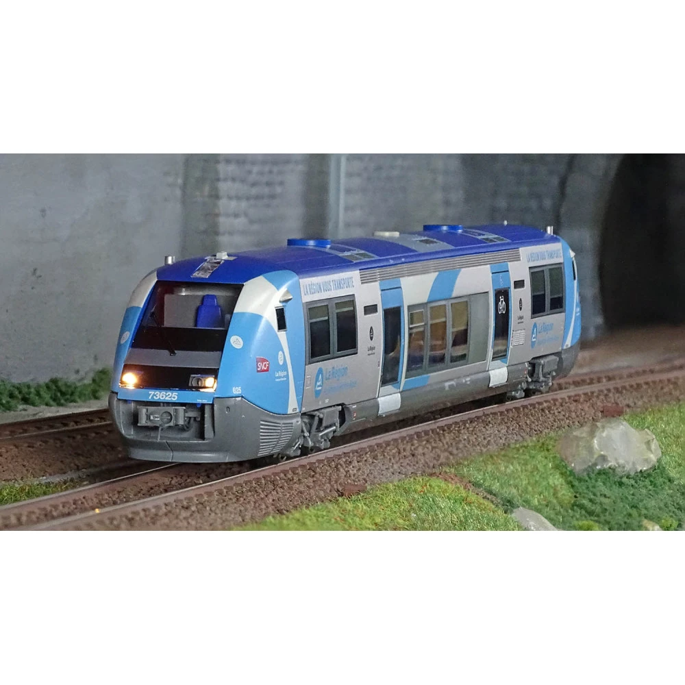 Jouef HJ2437 Autorail diesel X 73500, SNCF, La Région Jouef HJ2437 - 1
