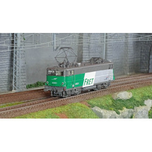 Ree Modeles MB198.S Locomotive électrique BB 9201, "FRET", Tours-ST-Pierre, sonore, panthos motorisés Ree Modeles MB-198.S - 1