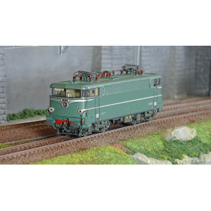 Ree Modeles MB206.S Locomotive électrique BB 16020, Verte, avec jupes, LA CHAPELLE, sonore, panthos motorisés Ree Modeles MB-206