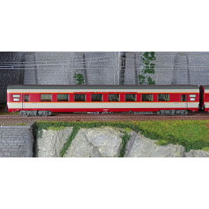 Jouef HJ4192 Set de 3 voitures voyageurs Grand Confort TEE Le Kléber, SNCF, A8u / A8tu / A4Dtux, éclairées Jouef HJ4192 - 3