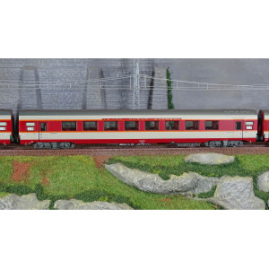 Jouef HJ4192 Set de 3 voitures voyageurs Grand Confort TEE Le Kléber, SNCF, A8u / A8tu / A4Dtux, éclairées Jouef HJ4192 - 4