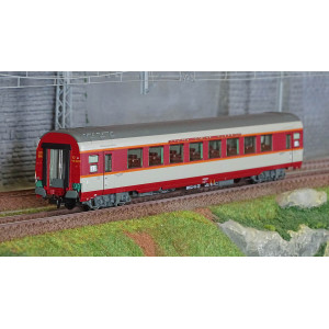 Jouef HJ4194 Voiture voyageurs Grand Confort TEE Le Kléber, SNCF, A8tu, éclairée Jouef HJ4194 - 1