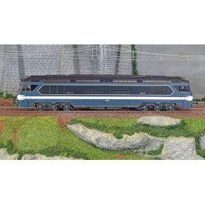 Ree Modeles CC70002.S Locomotive diesel CC 70002, Livrée d'origine, plaques en relief, dépôt CHALINDREY, digital sonore Ree Mode