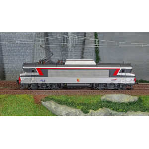 Ls Models 10479 Locomotive électrique BB 15019 SNCF, Corail+, logo Casquette, MONTIGNY LES-METZ Ls models Lsm_10479 - 2