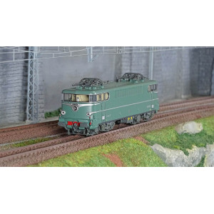 Ree Modeles MB202.S Locomotive électrique BB 9216, Verte, avec jupes, AVIGNON, sonore, panthos motorisés Ree Modeles MB-202.S - 