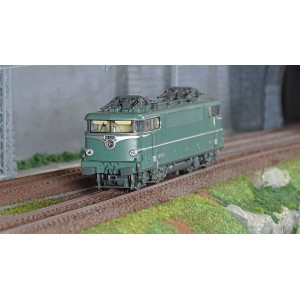 Ree Modeles MB203.S Locomotive électrique BB 9218, Verte, sans jupes, sans feux rouge, BORDEAUX, sonore, panthos motorisés Ree M