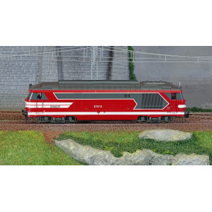Jouef HJ2464S Locomotive diesel BB 67613, SNCF, livrée rouge Capitole, digitale sonore Jouef HJ2464S - 2