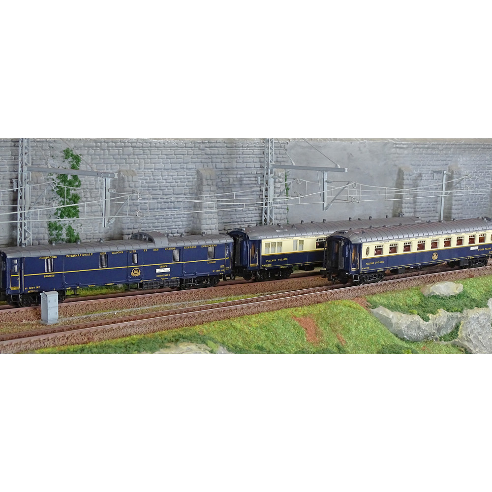 Rivarossi HR4391 Set de 3 voitures voyageurs CIWL, Edelweiss Pullman Express, DD3 / VPC Côte d´Azur / VP Étoile du Nord Rivaross Rivarossi HR4391 Set de 3 voitures voyageurs CIWL, Edelweiss Pullman Express, DD3 / VPC Côte d´Azur / VP Étoile du Nord Rivaross