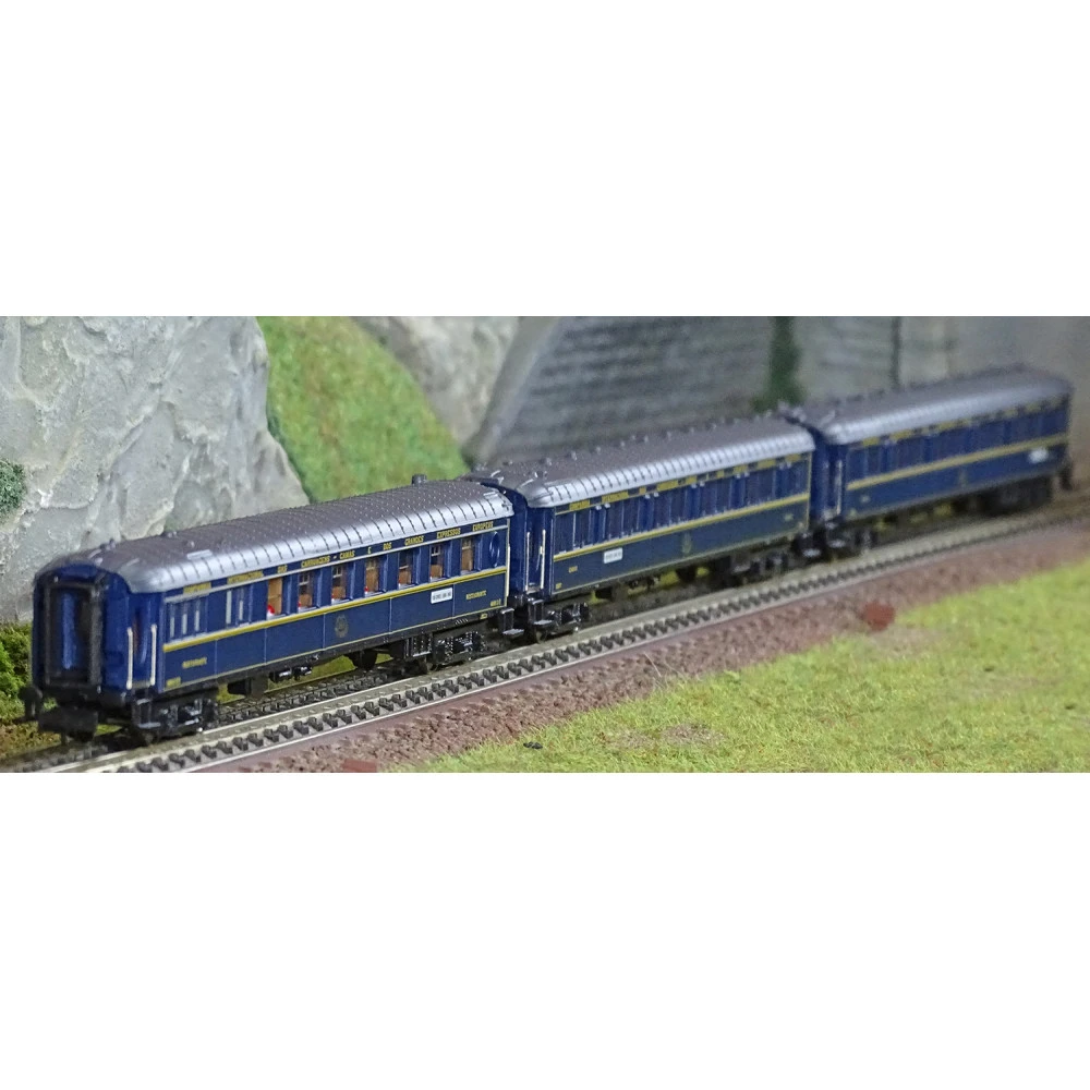 Arnold HN4487 Set de 3 voitures voyageurs "Sud-Express", CIWL, VPC Étoile du Nord / WL / WL, échelle N Arnold HN4487 - 1 Arnold HN4487 Set de 3 voitures voyageurs "Sud-Express", CIWL, VPC Étoile du Nord / WL / WL, échelle N Arnold HN4487 - 1