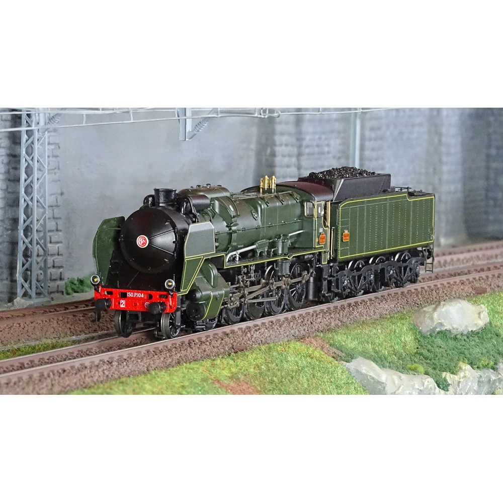 R37 HO41208DS Locomotive à vapeur 2-150 P 104 tender 34 P 350, SNCF, verte, Somain, sonore, fumée Rail 37 - R37 R37_HO41208DS - R37 HO41208DS Locomotive à vapeur 2-150 P 104 tender 34 P 350, SNCF, verte, Somain, sonore, fumée Rail 37 - R37 R37_HO41208DS -
