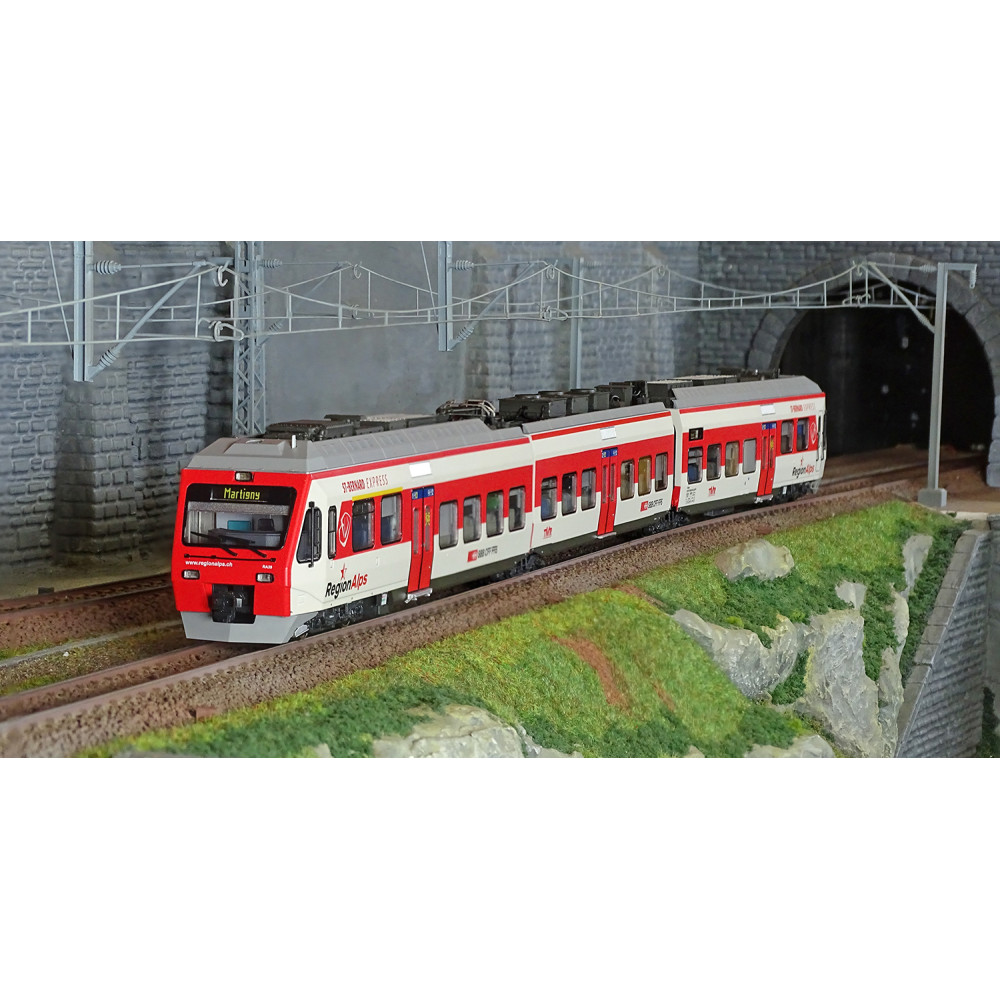 LS Models 17200DC Autorail électrique 3 éléments RA 39, SBB, Région Alps/TMR, rouge / blanc, St-Bernard Express Ls models Lsm_17 LS Models 17200DC Autorail électrique 3 éléments RA 39, SBB, Région Alps/TMR, rouge / blanc, St-Bernard Express Ls models Lsm_17
