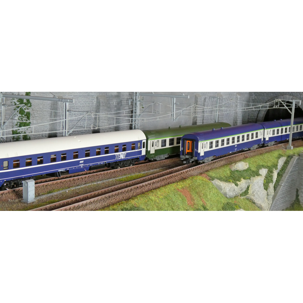 Roco 6200080 Set de 4 voitures voyageurs Arlberg-Express, SNCF Roco Roco_6200080 - 1 Roco 6200080 Set de 4 voitures voyageurs Arlberg-Express, SNCF Roco Roco_6200080 - 1