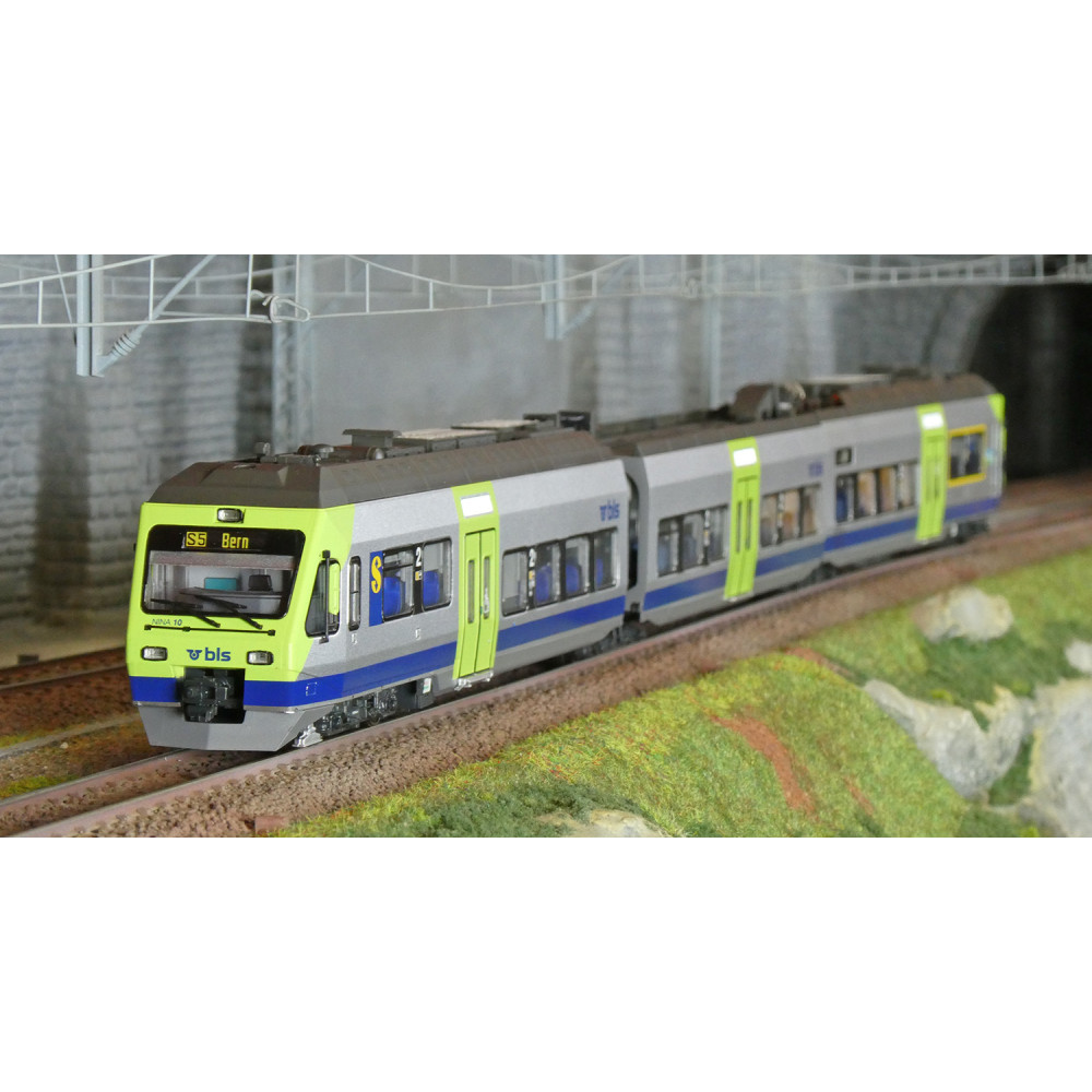 LS Models 17202DCS Automotrice électrique 3 éléments RABe 525 Nina, BLS, blanc/vert, Bern, digital sonore Ls models Lsm_17202DCS LS Models 17202DCS Automotrice électrique 3 éléments RABe 525 Nina, BLS, blanc/vert, Bern, digital sonore Ls models Lsm_17202DCS