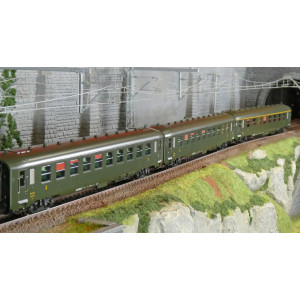 Ree Modeles VB389 Set de 3 voitures voyageurs DEV AO courtes, SNCF, B10 U52 / A8, vert 306, ep.III Ree Modeles VB-389 - 2