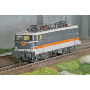 Ree Modeles MB180 Locomotive électrique BB 16053, SNCF, Corail, réversible, La Chapelle Ree Modeles MB-180 - 1
