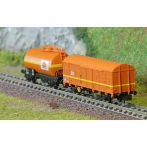 Arnold HN6679 Set de 2 wagon citerne et couvert à essieux, Type G4, COLAS Rail, N - 1/160 Arnold HN6679 - 4 Arnold HN6679 Set de 2 wagon citerne et couvert à essieux, Type G4, COLAS Rail, N - 1/160 Arnold HN6679 - 4