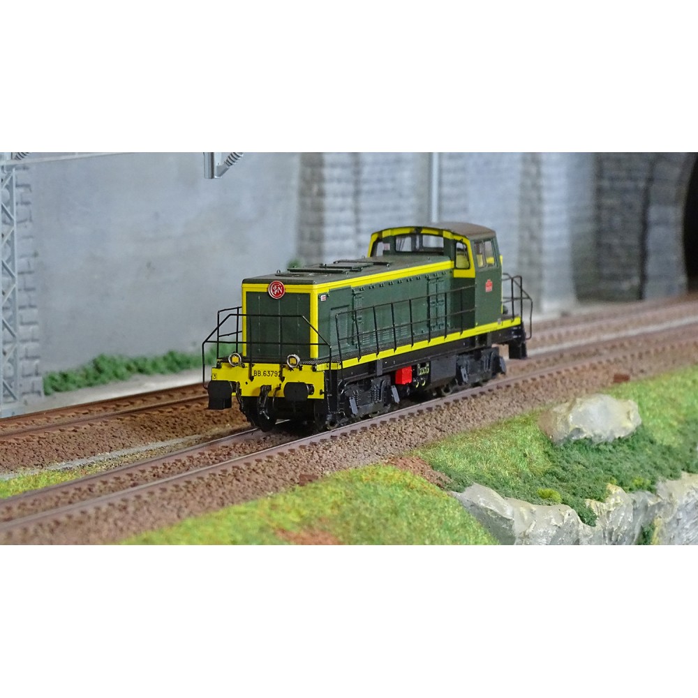 Ree Access JM008.S Locomotive diesel BB 63792, vert 301, plaques en relief, SNCF, digitale sonore Ree Modeles JM-008.S - 1