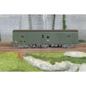 Models World 105 Wagon fourgon 3 essieux, PLM, Dd2, Vert 301, ep.IIIc-d, feux fin de convoi Models World MW_105 - 2