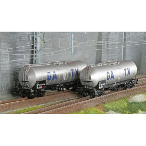 Rivarossi HR6667 Set de 2 wagons citernes à bogies, gris clair, grand logo GATX Rivarossi HR6667 - 1