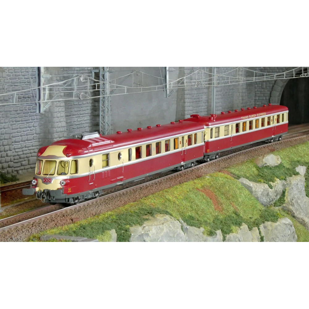 Ree Modeles MB258 Autorail RGP 1 X 2779, rouge TEE, SNCF, LYON-VAISE Ree Modeles MB-258 - 1