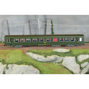 R37 HO42514B Voiture voyageurs USI, B10t, bogies Y24, chauffage autonome Avialex, Toulouse, éclairée Rail 37 - R37 R37_HO42514B 