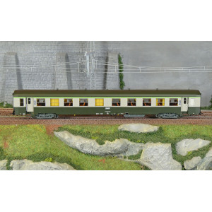 R37 HO42515 Voiture voyageurs USI, B10t, bogies Y24, Sotteville, éclairée Rail 37 - R37 R37_HO42515 - 2