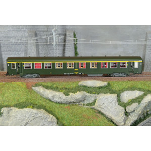 R37 HO42519B Voiture voyageurs USI, A4t4, bogies Y24, chauffage autonome Avialex, Toulouse, éclairée Rail 37 - R37 R37_HO42519B 