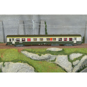 R37 HO42522 Voiture voyageurs USI, A4t4, bogies Y24, Toulouse, éclairée Rail 37 - R37 R37_HO42522 - 2