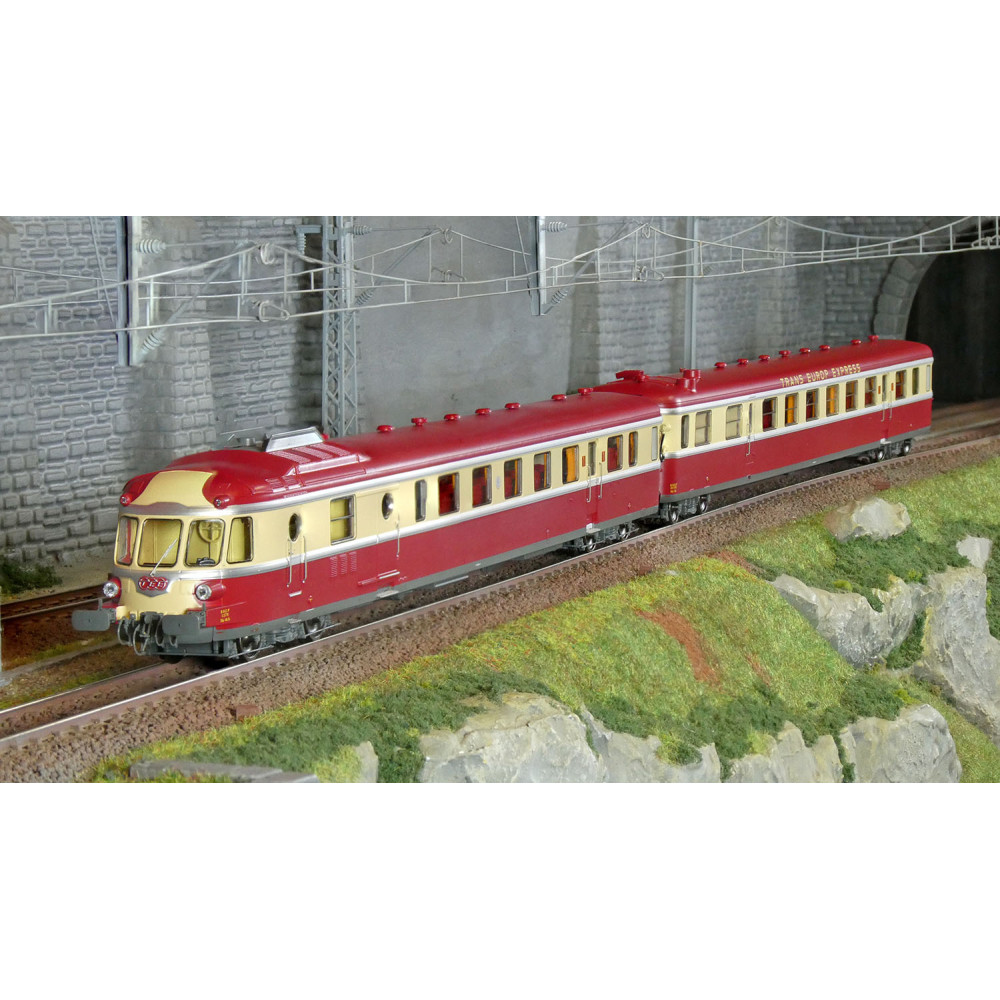 Ree Modeles MB258 Autorail RGP 1 X 2779, rouge TEE, SNCF, LYON-VAISE Ree Modeles MB-258 - 1