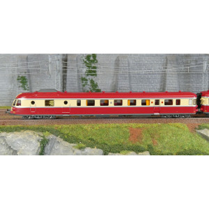 Ree Modeles MB258 Autorail RGP 1 X 2779, rouge TEE, SNCF, LYON-VAISE Ree Modeles MB-258 - 2