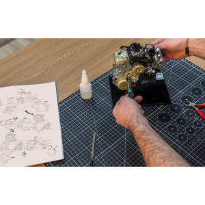 Pocher HKM124 Moteur Ducati V2 Superquadro 1/4 Pocher HKM124 - 7