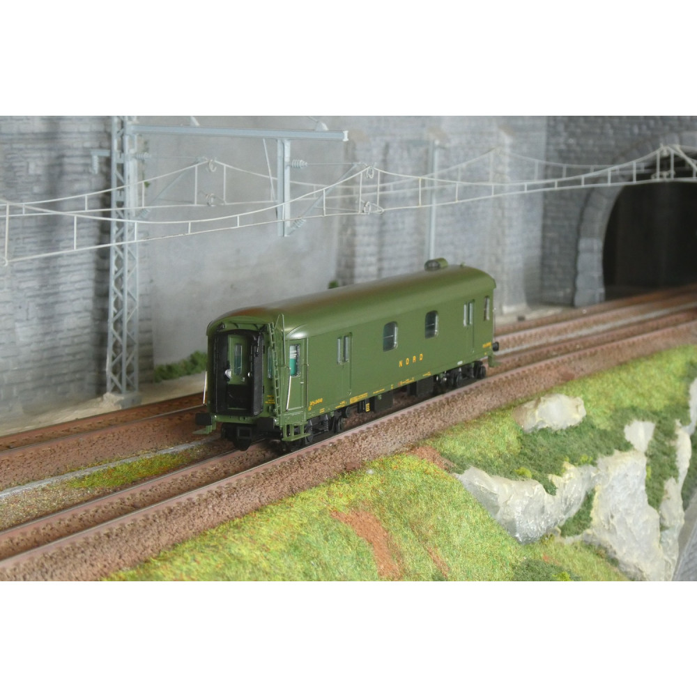 Ls Models 31204 Fourgon Dd4yi, NORD, 130km/h, vert, châssis noir, toit vert, éclairage Ls models Lsm_31204 - 1