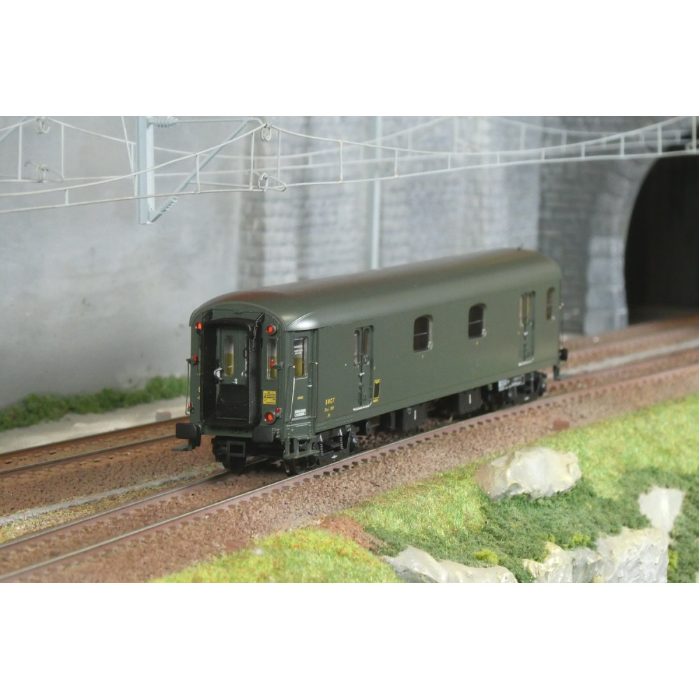 Ls Models 31205 Fourgon Dd4myi, SNCF, 130km/h, vert, châssis noir, toit noir, éclairage Ls models Lsm_31205 - 1