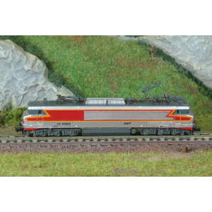 Arnold HN2649 Locomotive électrique CC 21003, livrée argent, N 1/160 Arnold HN2649 - 2